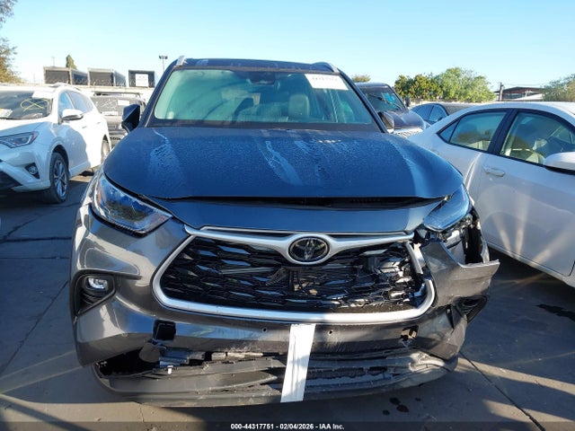 Toyota Highlander Hybrid Xle 2025 5TDKBRCH2SS660582 Image 12