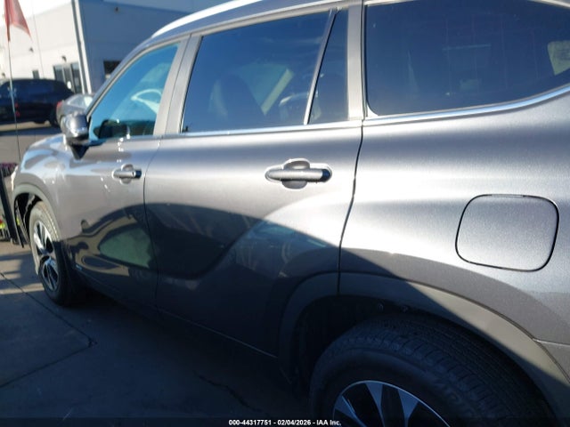 Toyota Highlander Hybrid Xle 2025 5TDKBRCH2SS660582 Image 14