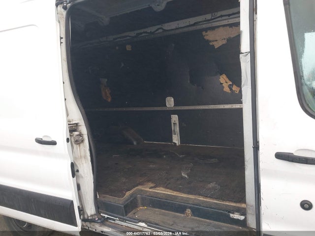 1FTNR3XV0FKA72666 Ford Transit-250