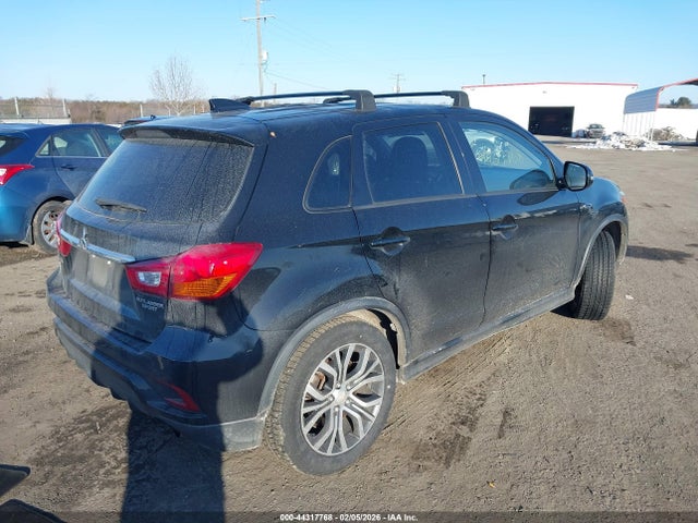2018 MITSUBISHI OUTLANDER SPORT JA4AP3AU4JZ033593 Photo 3