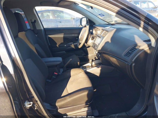2018 MITSUBISHI OUTLANDER SPORT JA4AP3AU4JZ033593 Photo 4