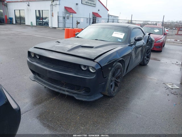 Dodge Challenger Sxt 2017 2C3CDZAG4HH640208 Image 2