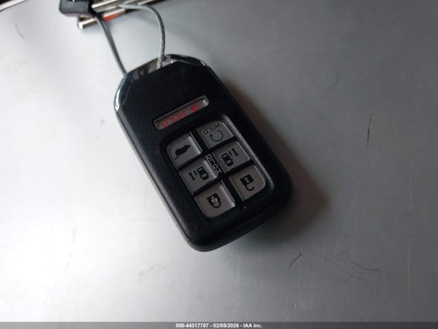 5FNRL6H58JB110718 Honda ODYSSEY EX