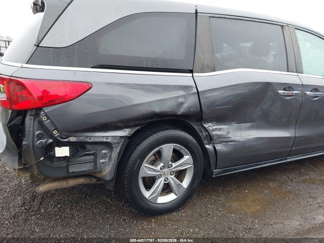 5FNRL6H58JB110718 Honda ODYSSEY EX