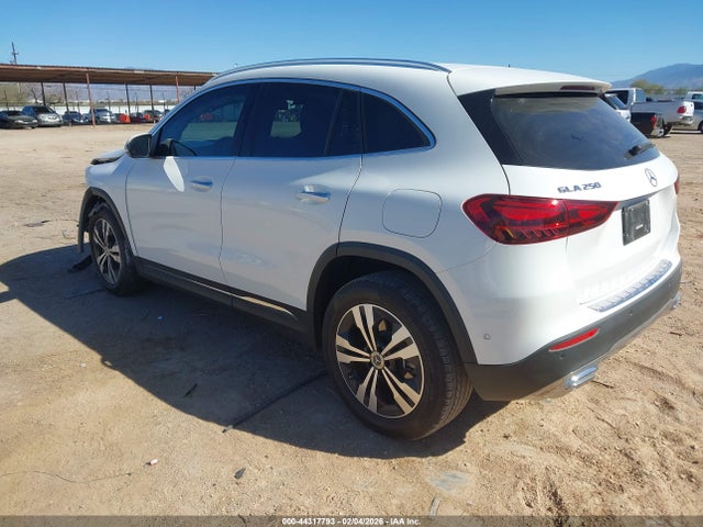 2024 MERCEDES-BENZ GLA 250 W1N4N4GB5RJ558055 Photo 2