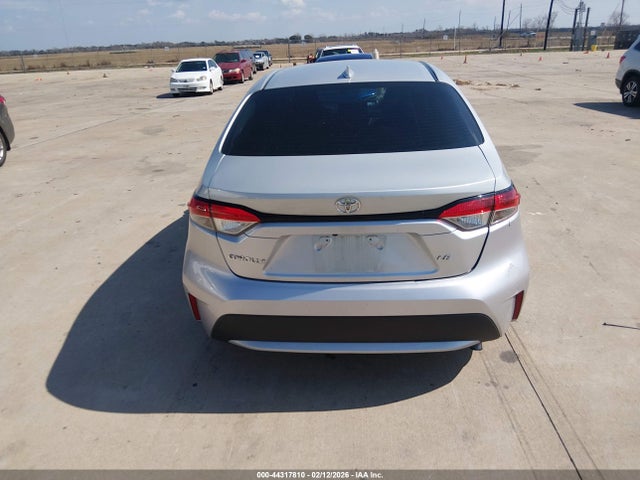 Toyota COROLLA LE 2022 5YFEPMAE7NP301848 Image 16