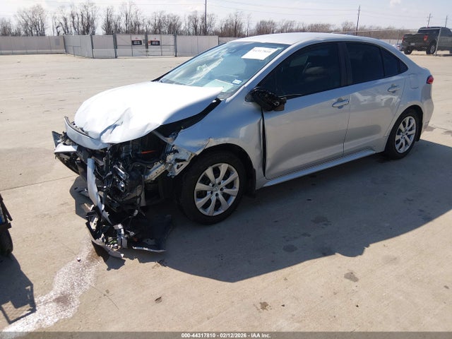 Toyota COROLLA LE 2022 5YFEPMAE7NP301848 Image 2