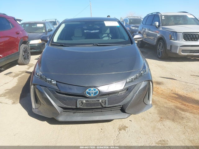 Toyota Prius Prime Premium 2017 JTDKARFP9H3022197 Image 13