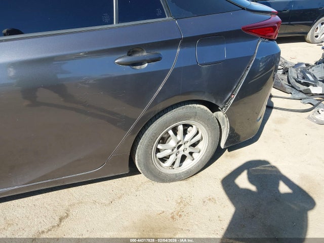 Toyota Prius Prime Premium 2017 JTDKARFP9H3022197 Image 12