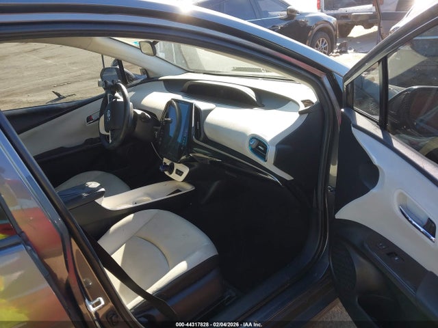 Toyota Prius Prime Premium 2017 JTDKARFP9H3022197 Image 5