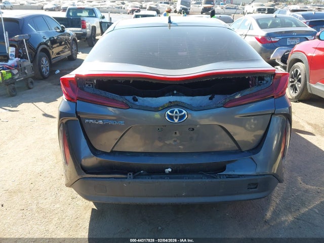 Toyota Prius Prime Premium 2017 JTDKARFP9H3022197 Image 6