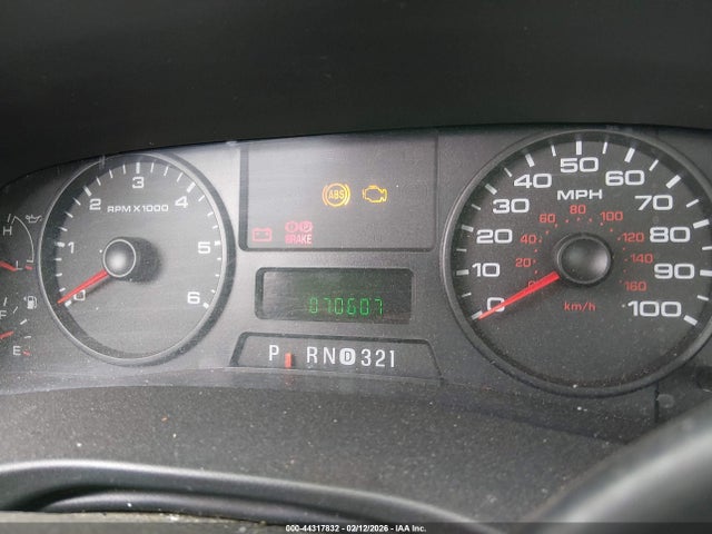44317832 :رقم المزاد ، 1FDWF37587EA20436 vin ، 2007 Ford F-350 Chassis Xl/xlt مزاد بيع