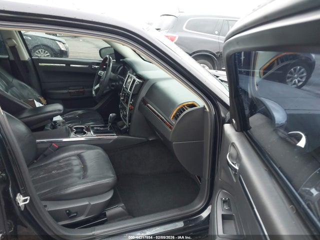 44317854 :رقم المزاد ، 2C3KA63H88H172119 vin ، 2008 Chrysler 300c Hemi مزاد بيع