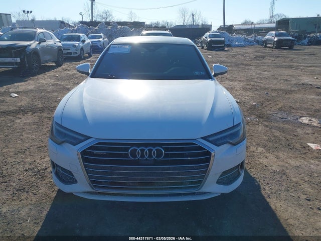 WAUE8AF23KN119189 Audi A6 45 Premium