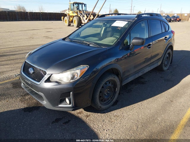 Subaru Crosstrek 2.0i Premium 2017 JF2GPABC1H9216035 Image 2