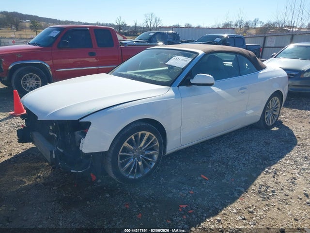 2011 AUDI A5 WAUJFAFH2BN006035 Photo 1