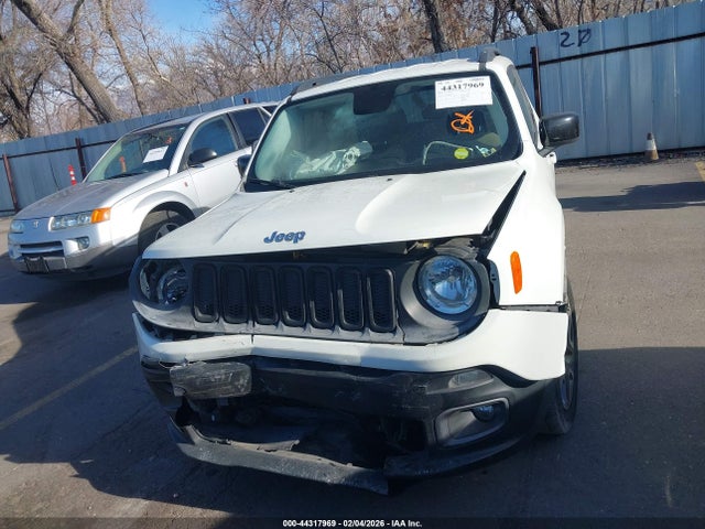 ZACCJABT9FPB80671 Jeep Renegade Latitude