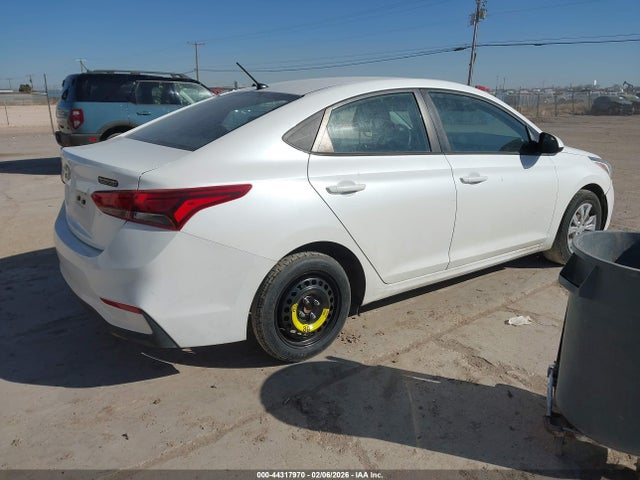 2020 HYUNDAI ACCENT 3KPC24A6XLE113192 Photo 3