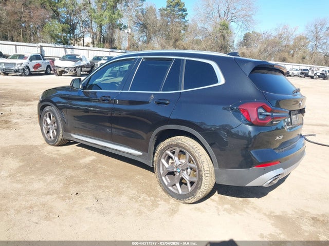 2022 BMW X3 5UX43DP00N9L35735 Photo 2