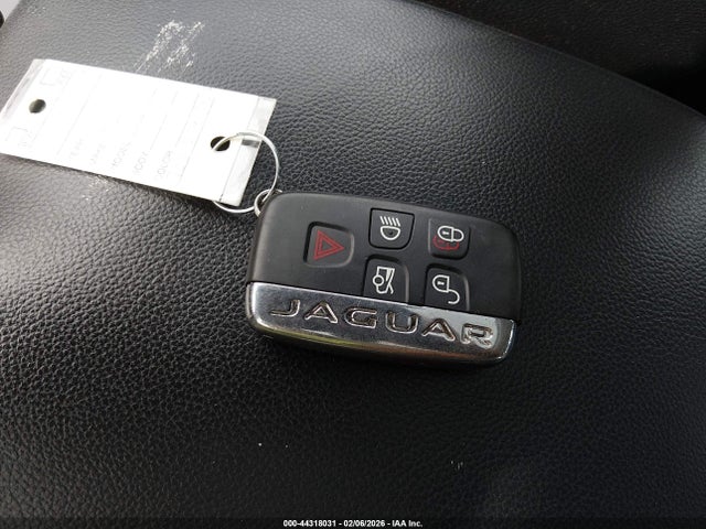 2017 JAGUAR XF SAJBJ4BV0HCY46839 Photo 10