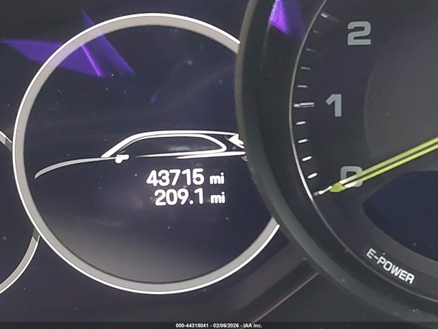 WP1AE2AY1NDA26210 Porsche Cayenne E-hybrid Platinum Edition