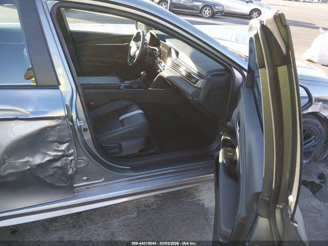 Toyota CAMRY SE 2025 4T1DAACK4SU565652 Image 5