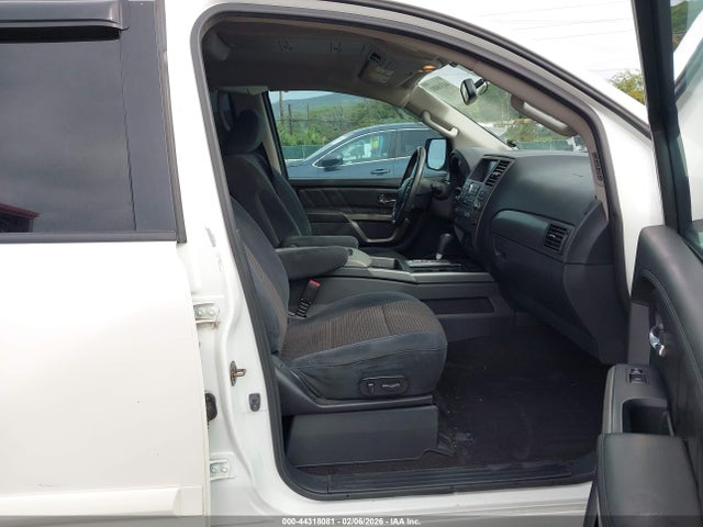 5N1AA0ND2FN601060 Nissan ARMADA SV