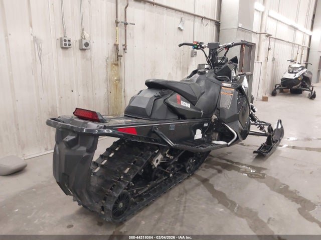 SN1EKP8P4KC327543 Polaris Indy 800 Le