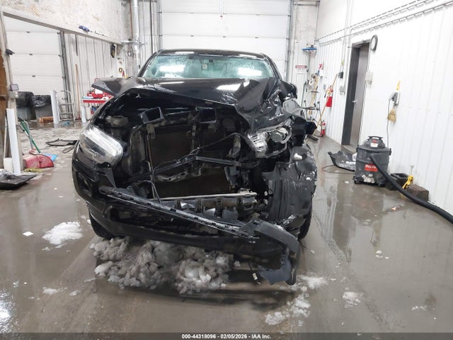 3TMCZ5AN4HM051763 Toyota Tacoma Sr5 V6