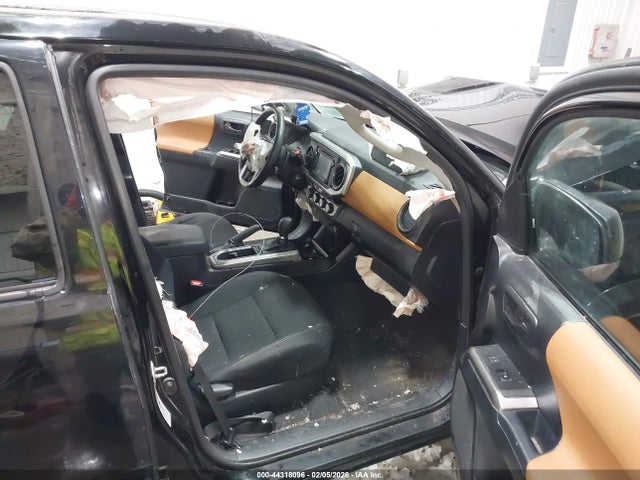 3TMCZ5AN4HM051763 Toyota Tacoma Sr5 V6