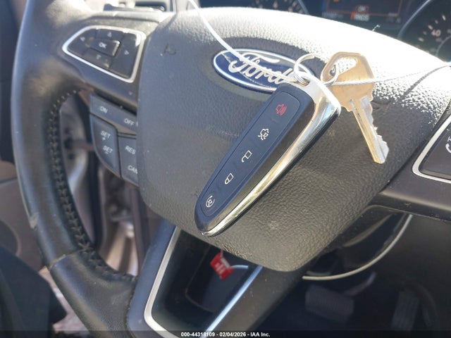 1FMCU0GD1KUB86682 Ford ESCAPE SE