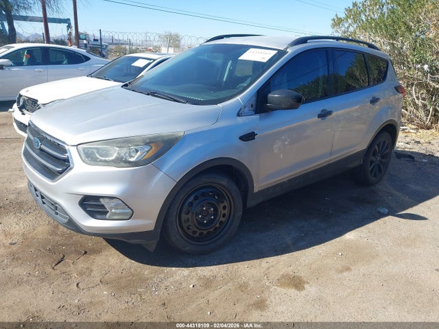 1FMCU0GD1KUB86682 Ford ESCAPE SE