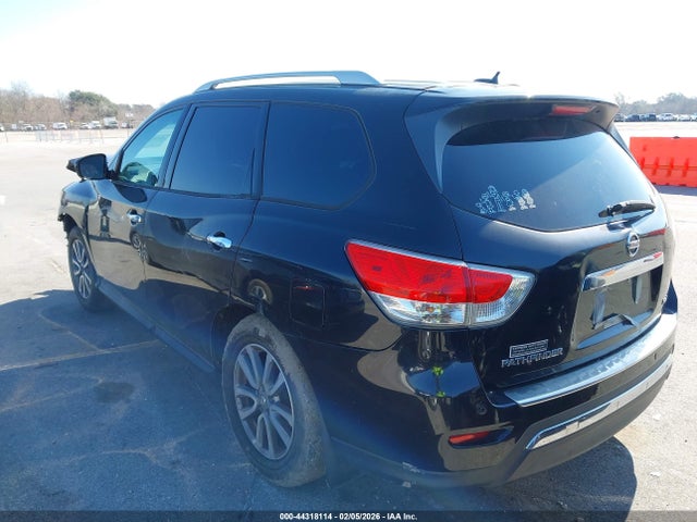 5N1AR2MN8GC670945 Nissan Pathfinder Sv