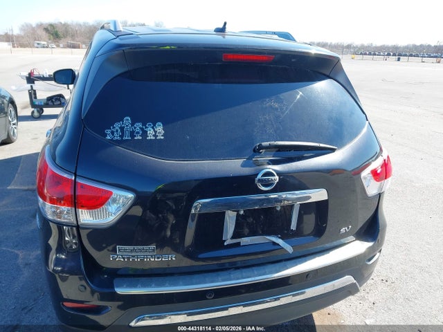 5N1AR2MN8GC670945 Nissan Pathfinder Sv