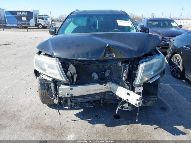 5N1AR2MN8GC670945 Nissan Pathfinder Sv
