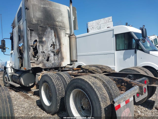 44318128 :رقم المزاد ، 1FUJA6CK47LZ29448 vin ، 2007 Freightliner Conventional Columbia مزاد بيع