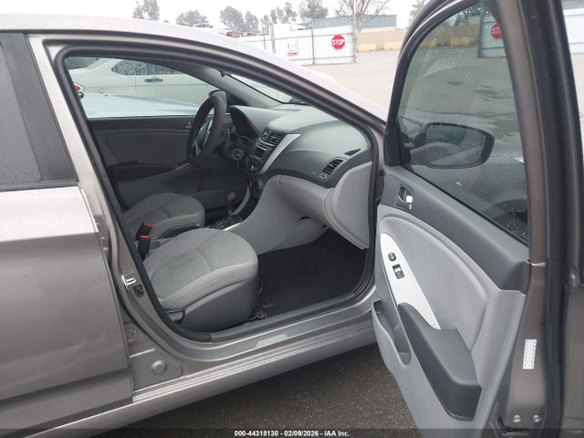 KMHCT4AE5HU380233 Hyundai ACCENT SE