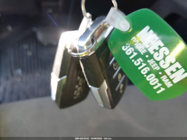 2020 RAM 1500 1C6RREFT1LN318168 Photo 10