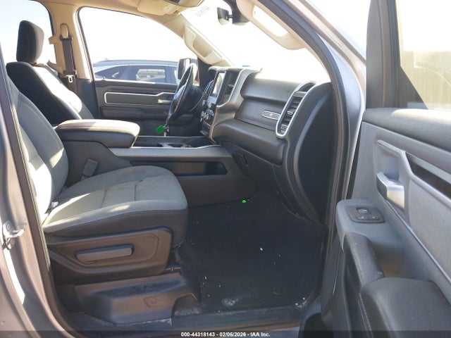 2020 RAM 1500 1C6RREFT1LN318168 Photo 4