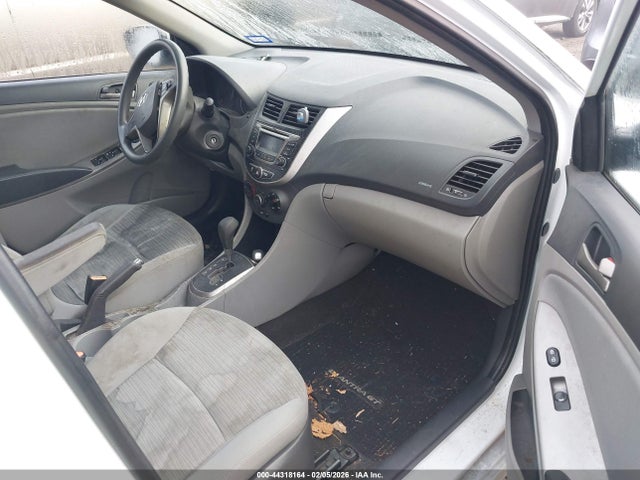 KMHCT5AE6FU213270 Hyundai ACCENT GS