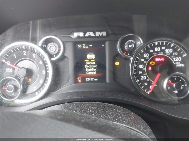 44318214 :رقم المزاد ، 1C6SRFBT3NN161405 vin ، 2022 Ram 1500 Big Horn  4x4 6'4 Box مزاد بيع
