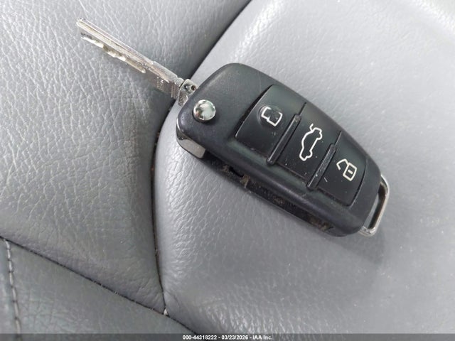 2018 AUDI A3 WAUB8GFFXJ1037765 Photo 10