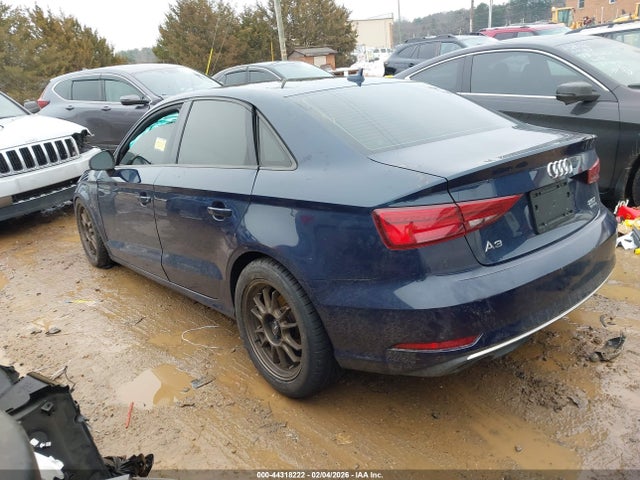 2018 AUDI A3 WAUB8GFFXJ1037765 Photo 2
