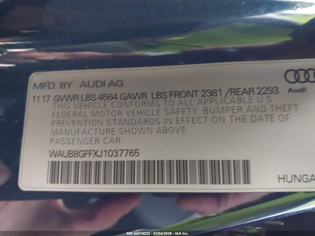 2018 AUDI A3 WAUB8GFFXJ1037765 Photo 8