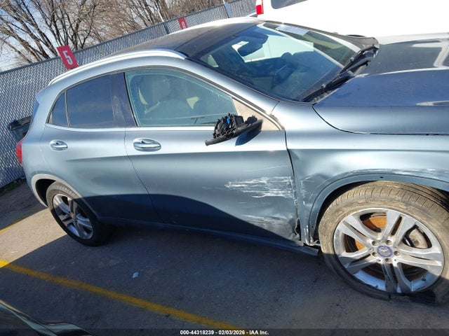 Mercedes-Benz GLA 250 2015 WDCTG4EB8FJ132964 Image 13