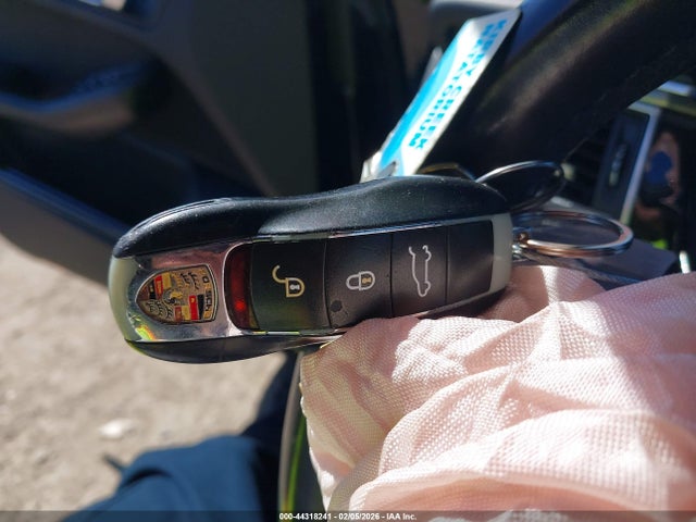 2017 PORSCHE MACAN WP1AA2A53HLB82227 Photo 10