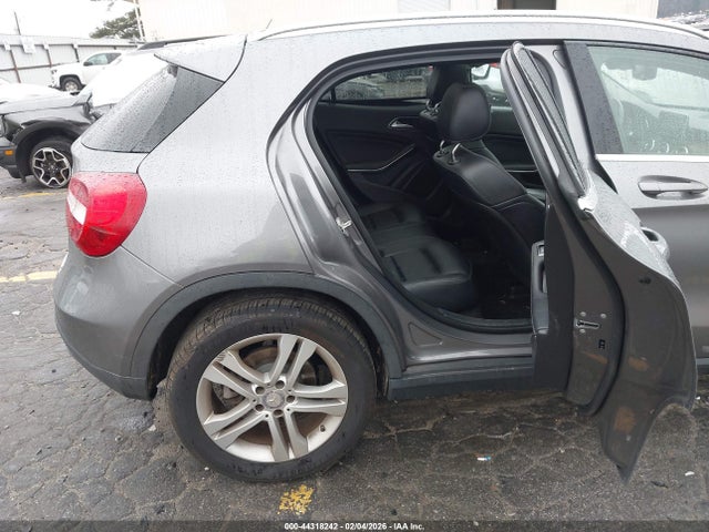 Продаж на аукціоні авто 2015 Mercedes-benz Gla 250 4matic, vin: WDCTG4GB8FJ183927, номер лоту: 44318242
