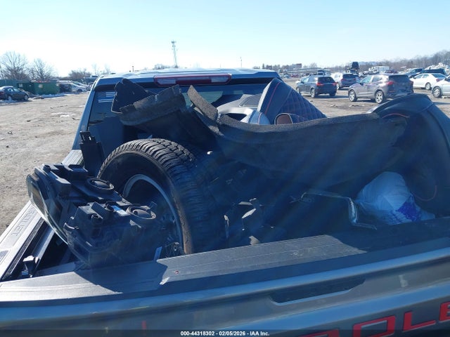3GCPYBEKXMG294022 Chevrolet Silverado 1500 4wd Short Bed Custom