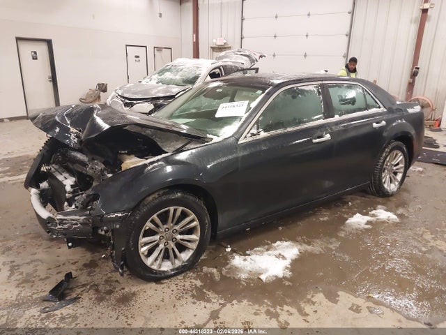Продаж на аукціоні авто 2016 Chrysler 300c, vin: 2C3CCAEG4GH190038, номер лоту: 44318323