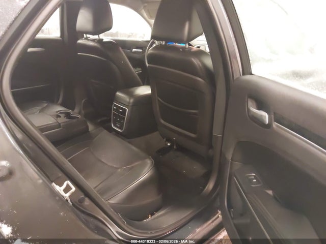 Продаж на аукціоні авто 2016 Chrysler 300c, vin: 2C3CCAEG4GH190038, номер лоту: 44318323